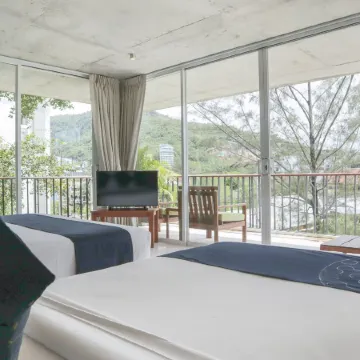 Wabi Sabi Boutique Hotel Отели рядом с достопримечательностью «Памятник Цунами»