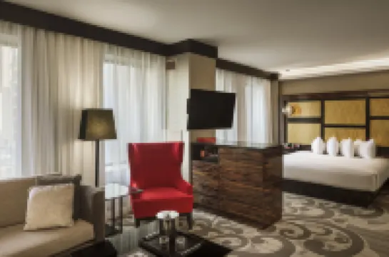 เมโทรโพลิแทนที่เดอะ 9 ออโตกราฟคอลเลกชั่น