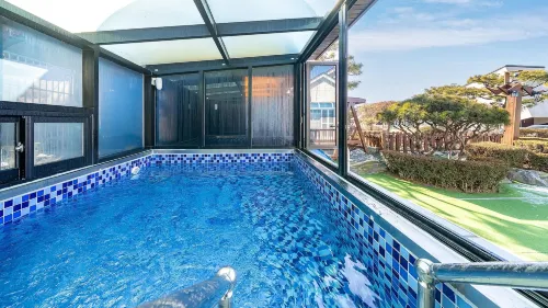 Daebudo Olive Poolvilla Pension - Uima-altaat