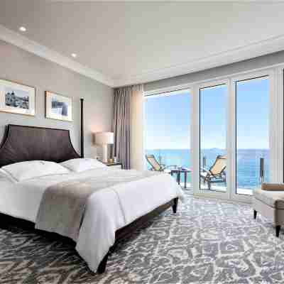 Royal Blue Hotel Rooms