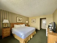 Ramada by Wyndham Whitecourt Hotels in Division No. 13