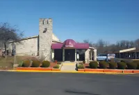 Superlodge Hotels in Wilmington