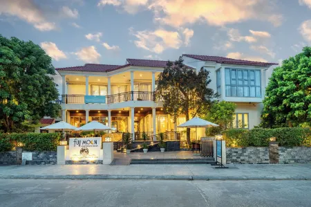 Full Moon Apartments - Hoi An Отели рядом с достопримечательностью «Это До Там Кван Пагода»