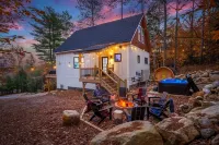 Luxe Retreat: Sleeps 15, Hot Tub, Sauna & Movie Room
