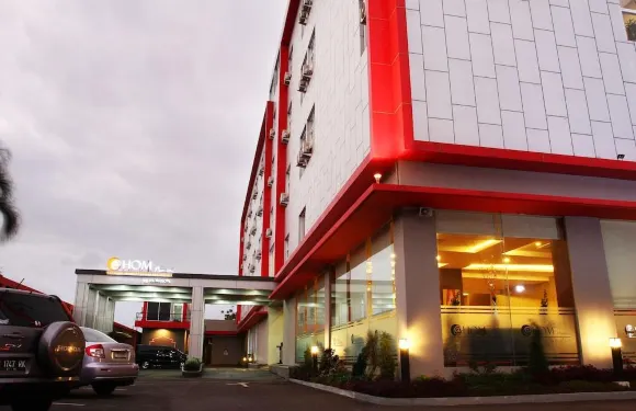 芝拉扎高級@Hom酒店