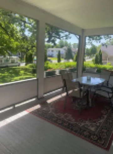 2-bedroom 19th centry Victorian apartment  Des Moines with AC, WiFi