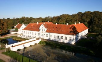 Store Restrup Slotshotel