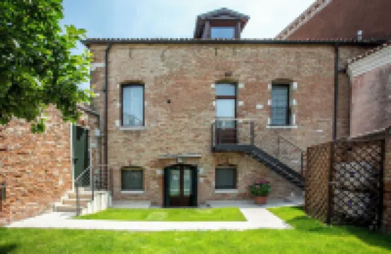 Collegio Amdg Hotels near Glass Museum (Murano)