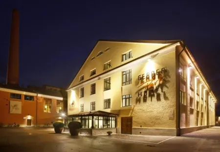 Gerber Park Hotel Отели в г. Уинген