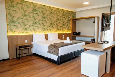 Hotel ÉVORA by Rede Sagres Hotels near Passarela Nego Quirido
