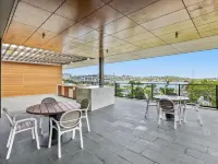 Modern 2-Storey Apartment - Q Stay