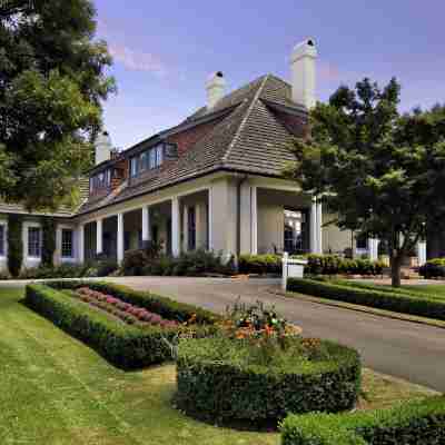 Peppers Manor House Hotel Exterior