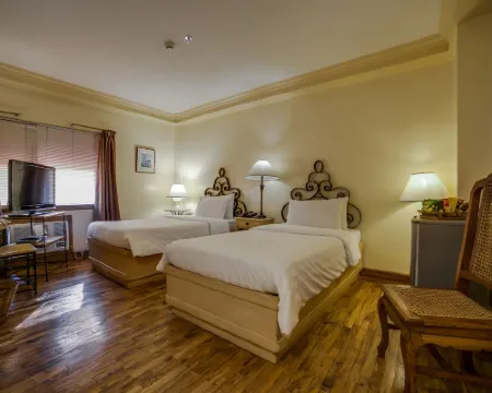 Roxas President's Inn Hotels in Capiz