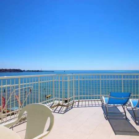 Perla Apartments