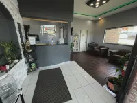 Royal Inn & Suites