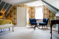 Moore House Hotels in Guestling