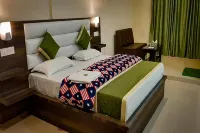 Hotel Green Park Отели рядом с достопримечательностью «Санни Энклав Парк Ниэр Кендрия Вихар»