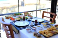 Çamlık 87 Hotel Ayvalık - sarapan