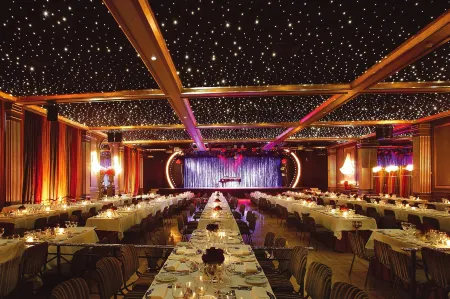 Hotel Apartamento Solverde Отели в г. Силвалде