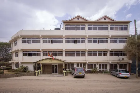 Hillcourt Resort and Spa Отели в г. Накуру