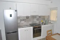 Agrigento Centre - 1-Bed Apartment - Sleeps 4