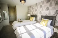 The Binsted Inn Hotels in Alton