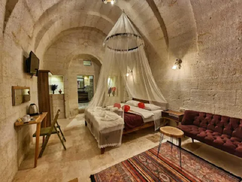 Lavinia Cappadocia Cave  otelleri