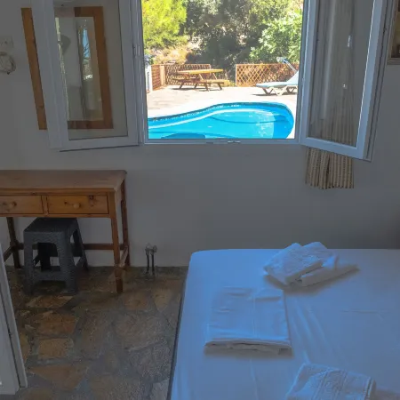 Apartment with Pool and Panorama View