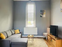 2 Bed Self Contained Apartment Wrexham Hoteles cerca de YWAM Cymru/Wales