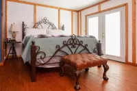 Round Top Hotel Hotels in Round Top