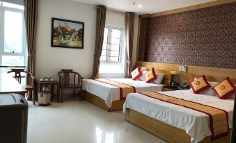 Chu Long Hotel