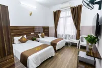 PHÚ QUÝ Hotel Near ĐÔNG Kinh Market Hotel di Thành phố Lạng Sơn
