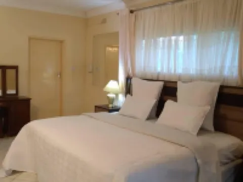 Guesthouse with Green Garden and Pool - 2102