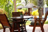 Room in Villa - Zambezi Family Lodge - Elephant Room