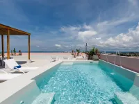 Bondo Hometel Hotels near Marbella