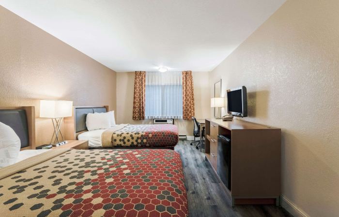 Econo Lodge Madison East