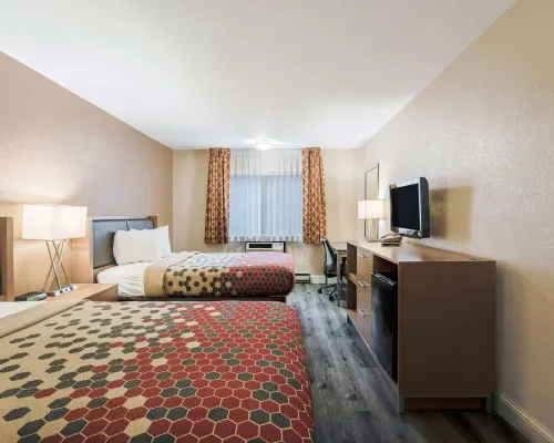 Econo Lodge Madison East Hotels in Dane County