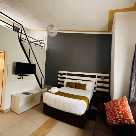 Epanga Apartments