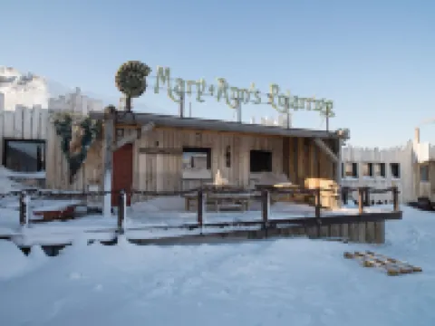 Mary-Ann's Polarrigg Hotels in Longyearbyen
