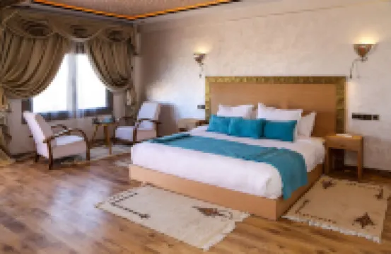 Yakout Merzouga Luxury Camp - Mountain view