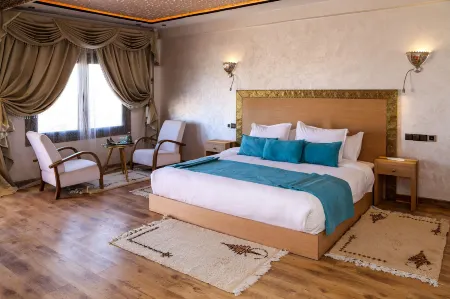 Yakout Merzouga Luxury Camp Отели в г. Тисрдмин