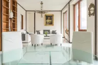 凱沃爾廣場湖景飯店 Brico io附近的飯店