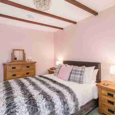 Stilworth House Rooms