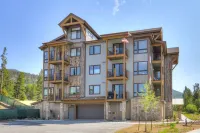 Clearwater Lofts by Keystone Resort Hotels in Lakeside Village