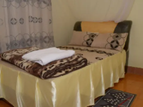 2 Stars Hotel Hotels in Kinkiizi