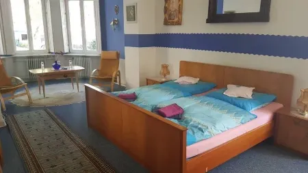 A&S Ferienwohnungen Koblenzer Strasse Отели рядом с достопримечательностью «Боннский университет»