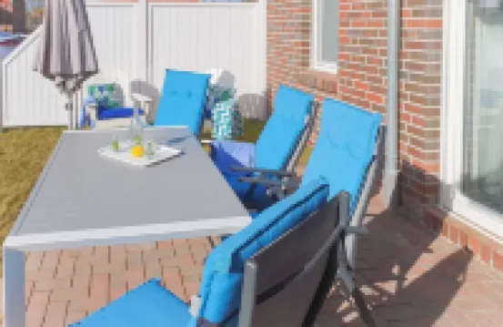 Modern, spacious, comfort apartment on the ground floor for four people and a baby.