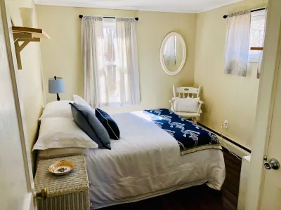 Privately Located Beach Cottage Getaway
