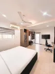 Golden Crystal Hotel Hotels in Adjiringanor