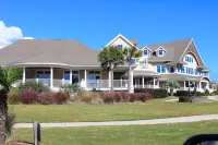 Stunning Ocean Views and Elegant Renovation - Cozy Atrium Retreat